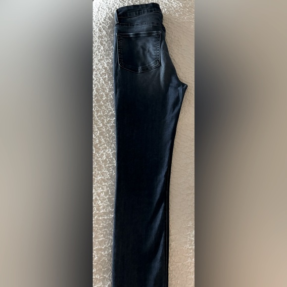 Fidelity Denim - Gwen Style - Picture 2 of 2